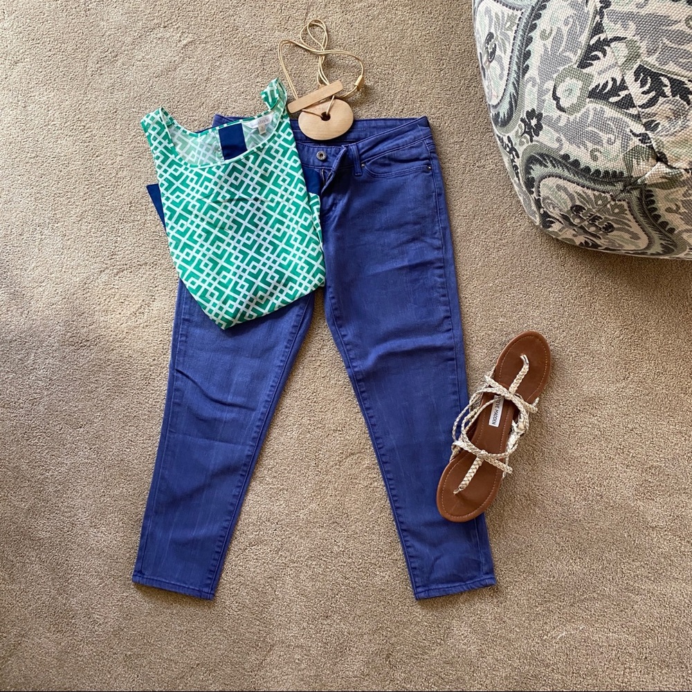 Levi’s Cigarette Capri Pants